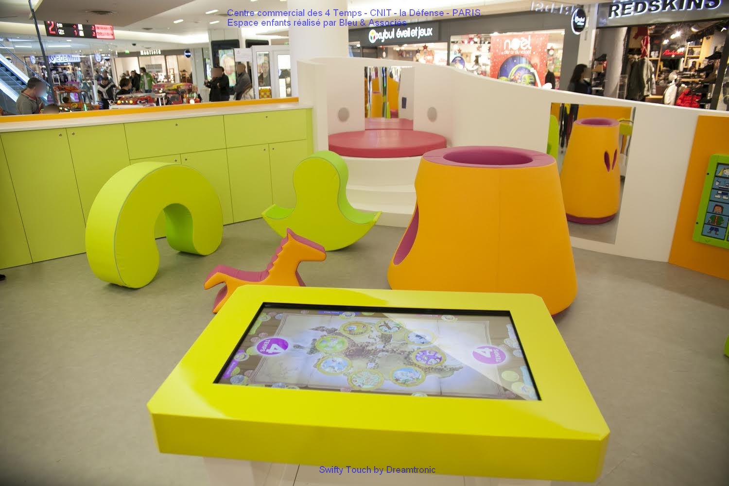 table tactile Dreamtronic CC les 4 temps Paris