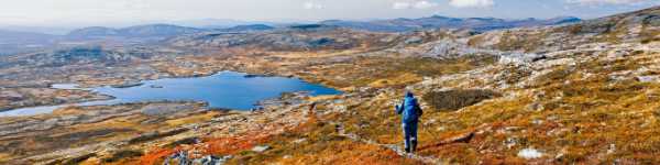 Wandern in der norwegischen Fjelllandschaft