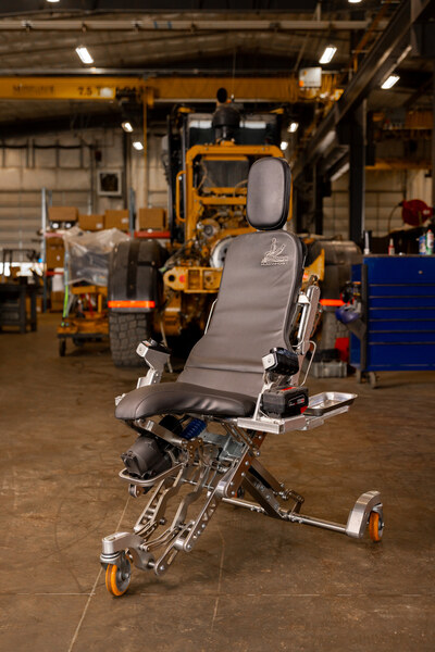 Human Hoist Chair — upright position