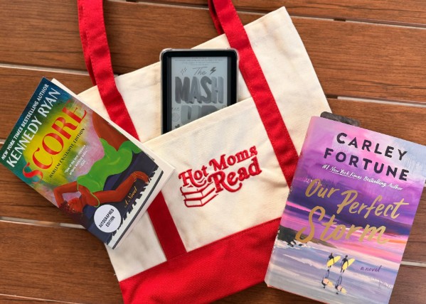 Hot Moms Read Tote from Not So Perfect Mom Shop