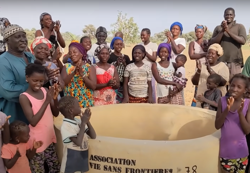 Trouver de l'eau en plein désert...