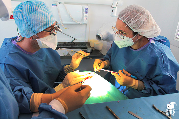 Implantologie Academic Dentaire