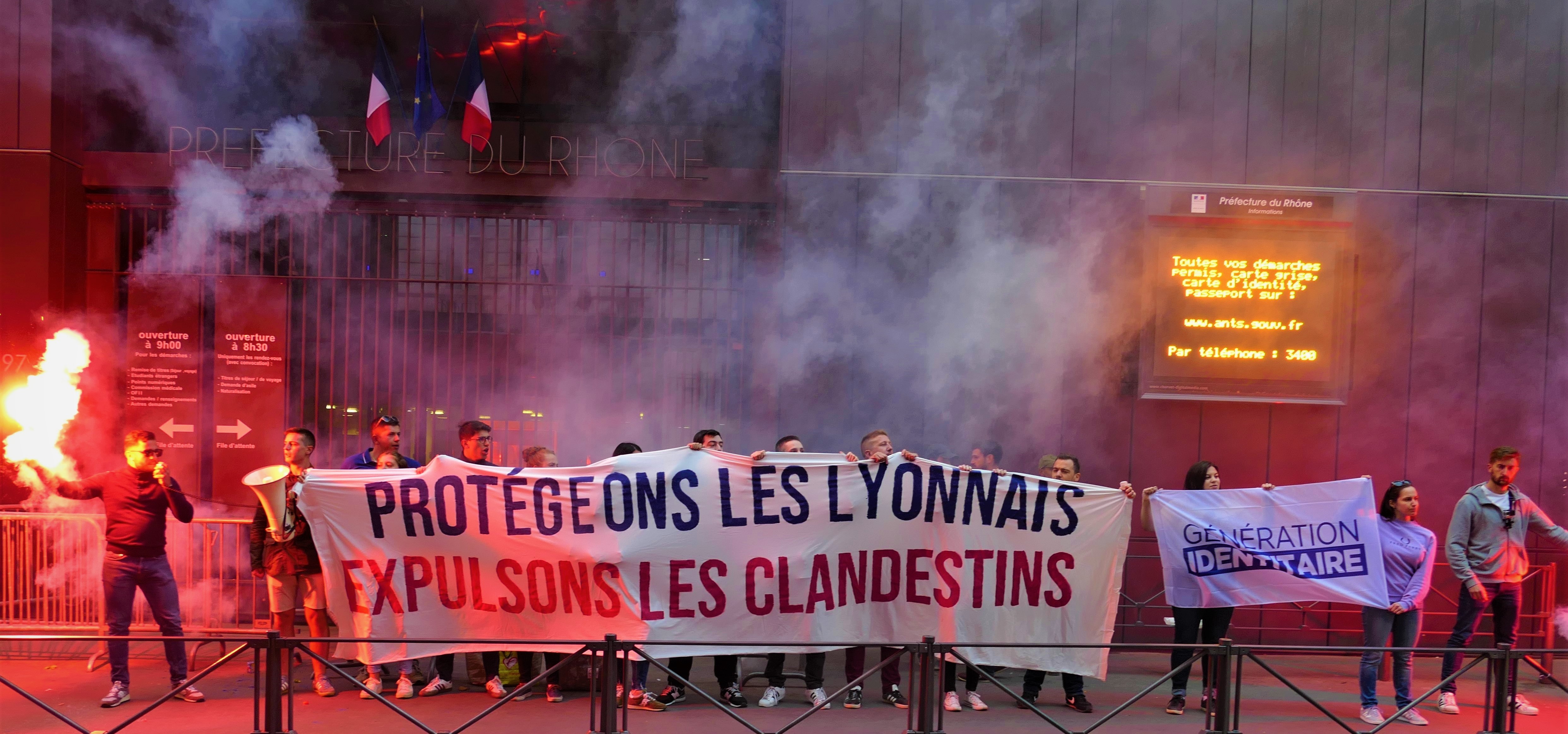 «Protégeons les lyonnais, expulsons les clandestins»