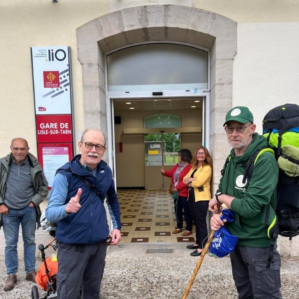 De la frontière suisse… ... jusqu’au parvis de Notre-Dame du Puy