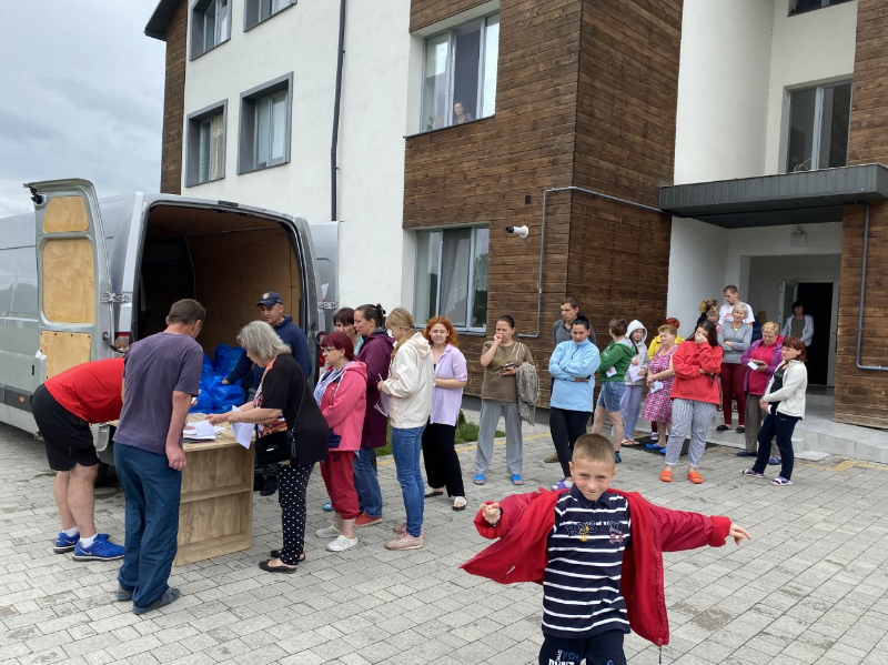 Families receiving aid in Ukraine