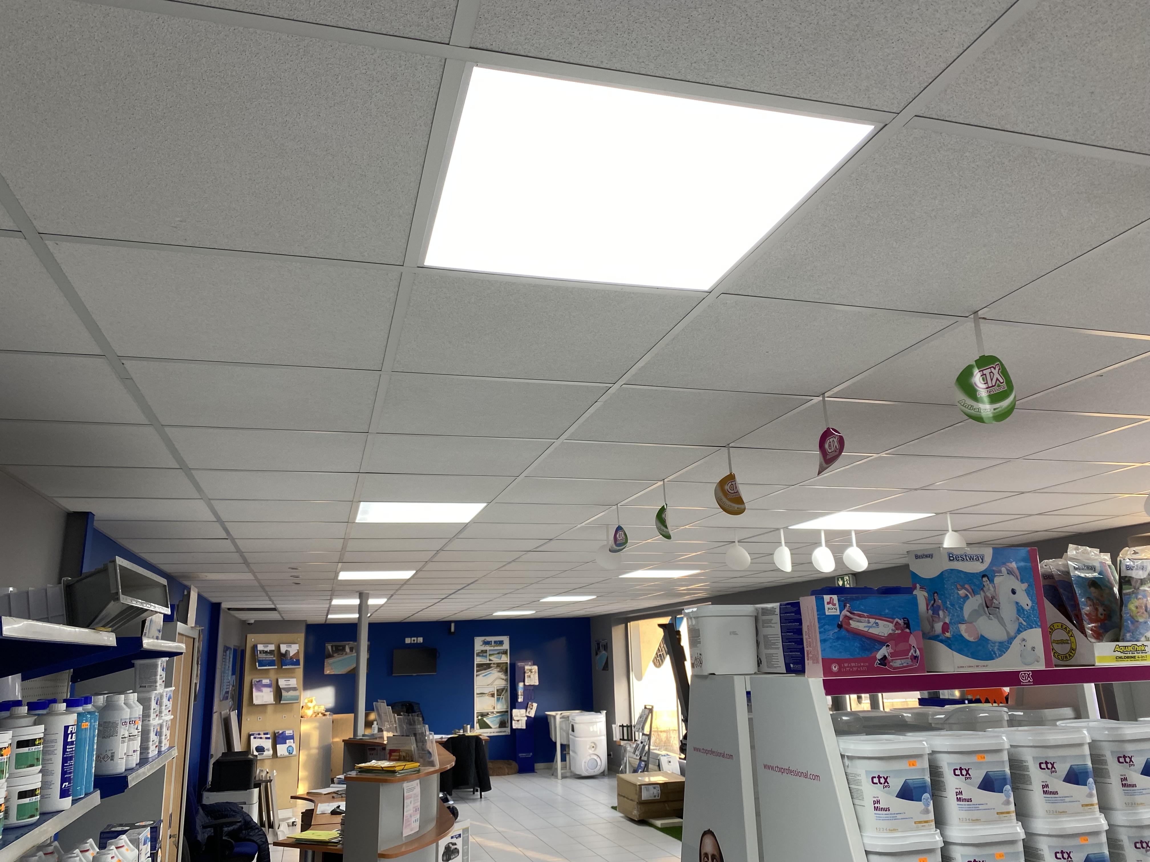 Éclairage LED — Espaces intérieurs