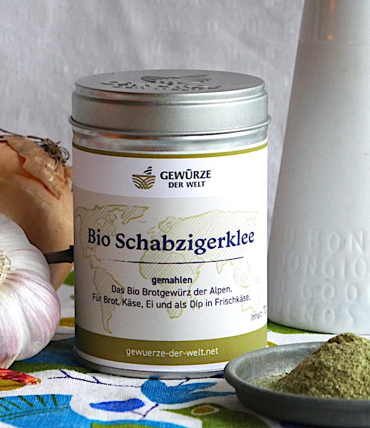 🍀  „Über den grünen Klee loben...“