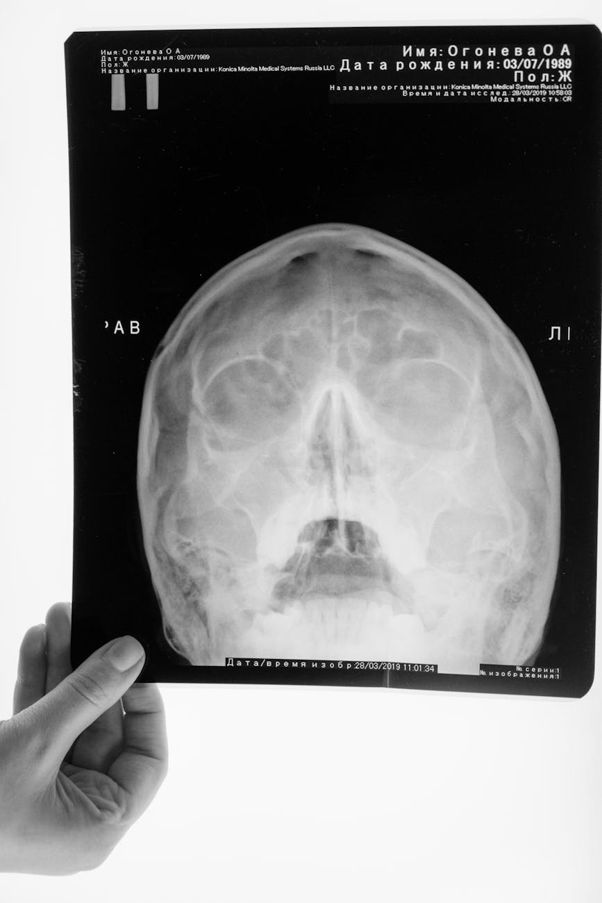 Statuette allégorie de la justice - ©Freepik