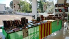 Parada de llibres a 1 euro a la planta baixa de la biblioteca