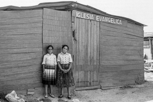 Fotografia de Vicenç Semper exposada a l'exposició "L'altra ciutat"