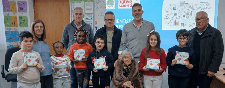 Filipe Ramos, alunos e convidados da oficina realizada na EB 1 do Orvalho