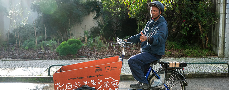 Fernando Batalha a caminho de mais uma recolha de resíduos