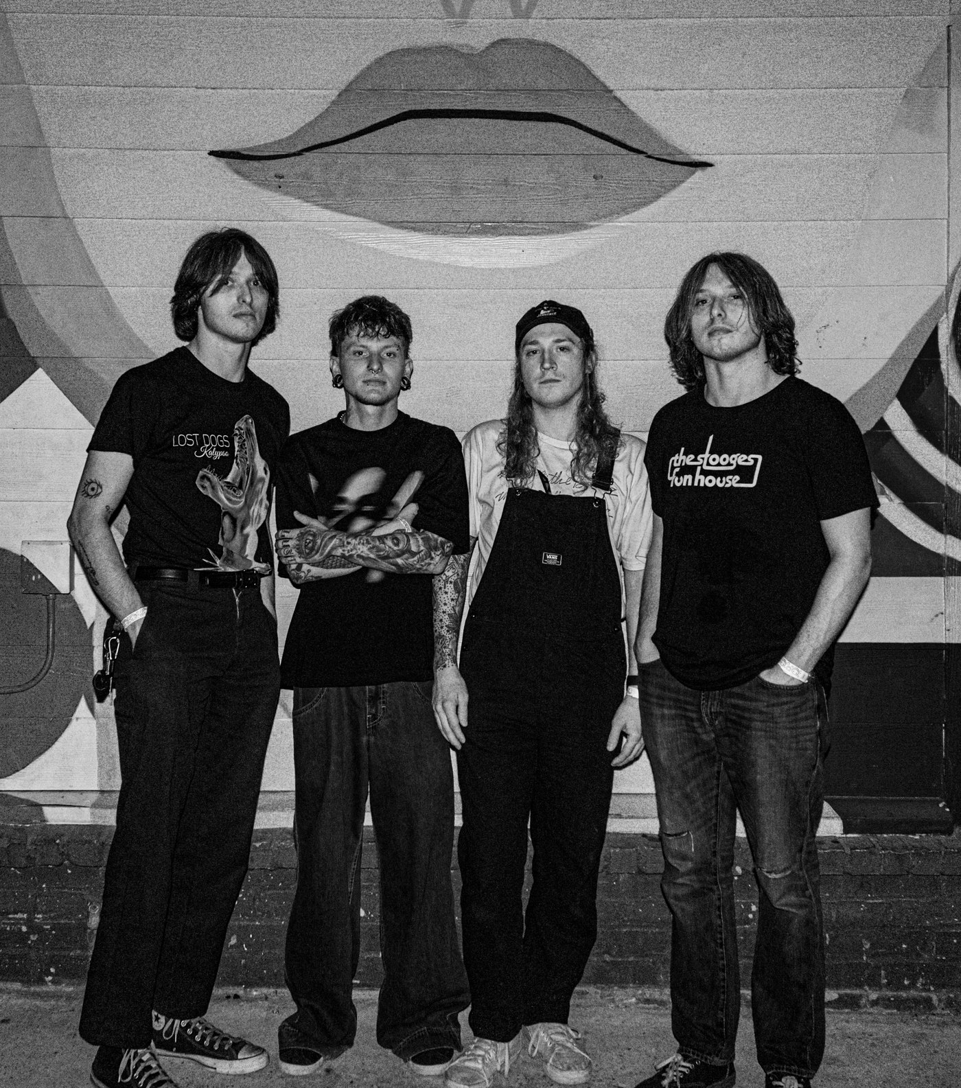 LABELS band portrait