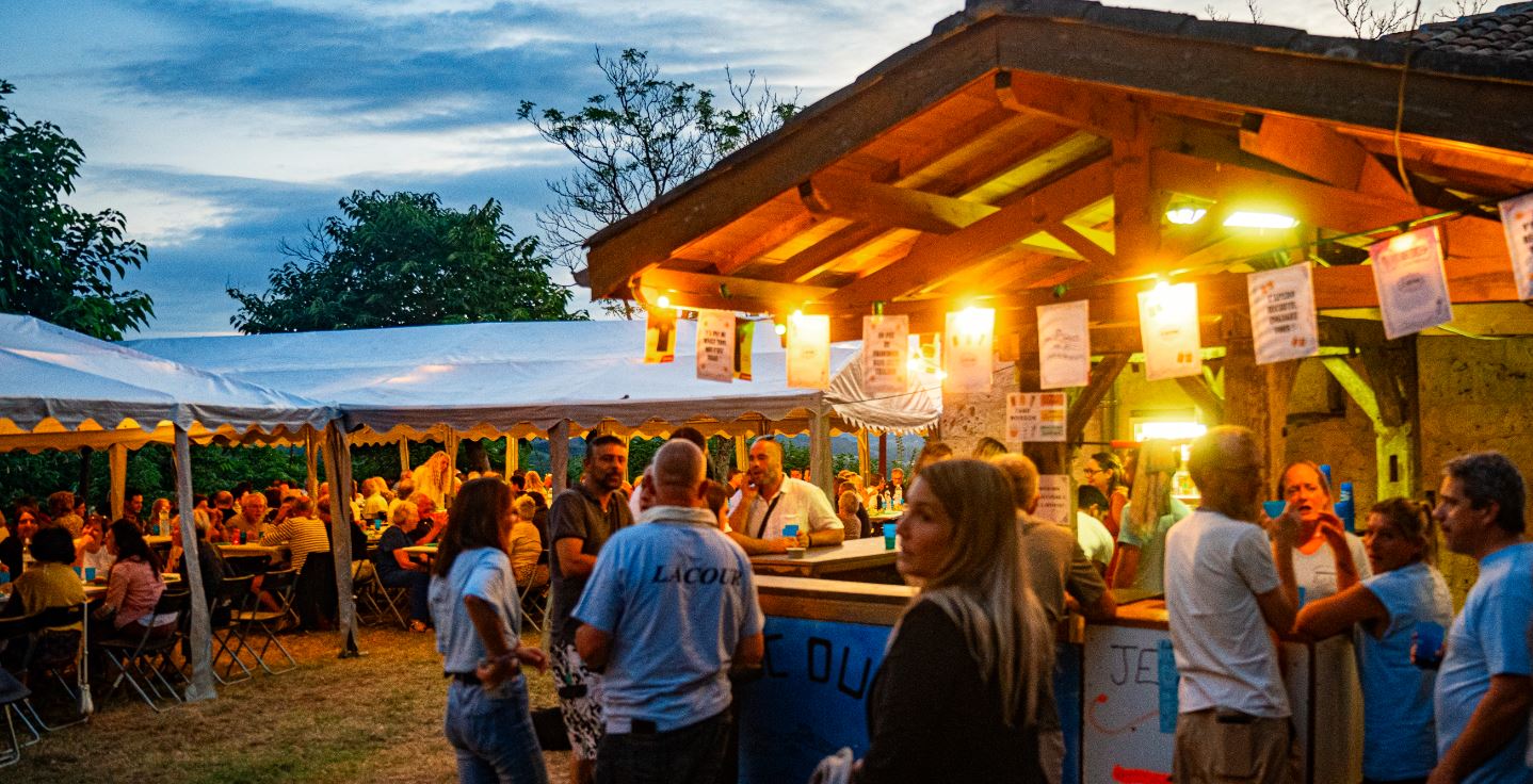 Fête de village - LACOUR ©Blacklion