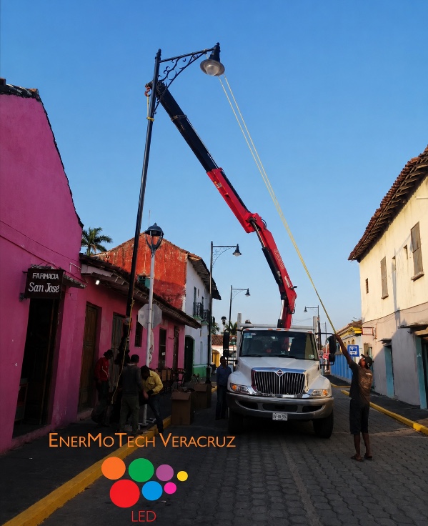 Lámparas tipo colonial en Tlacotalpan, Veracruz